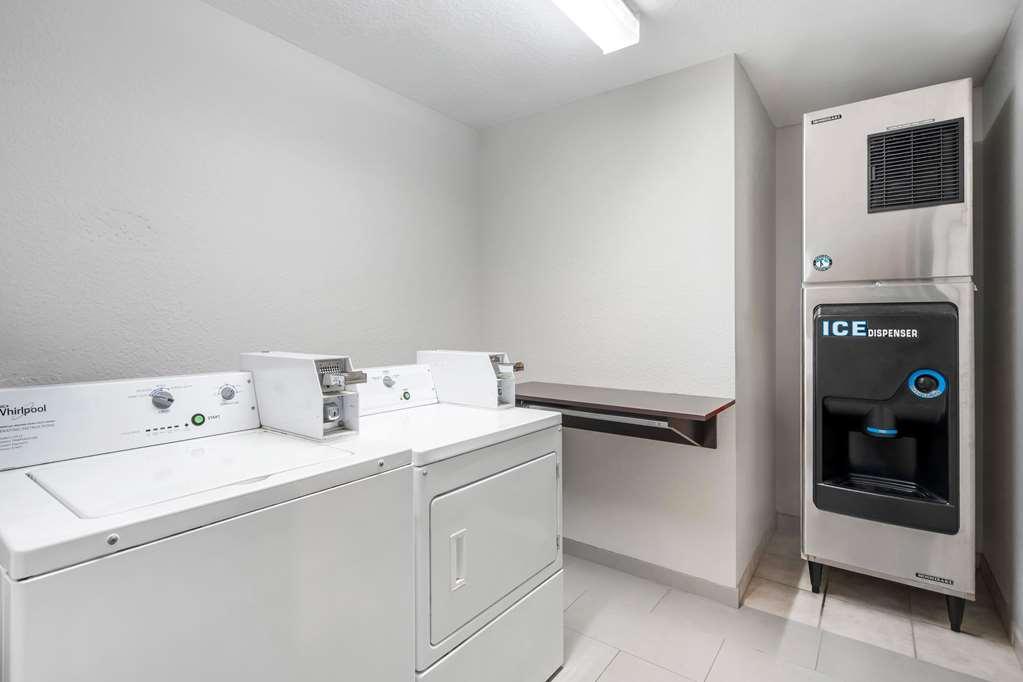 マイクロテル イン&スイーツ バイ ウインダム ブルックスビル Ridge Manor 設備 写真